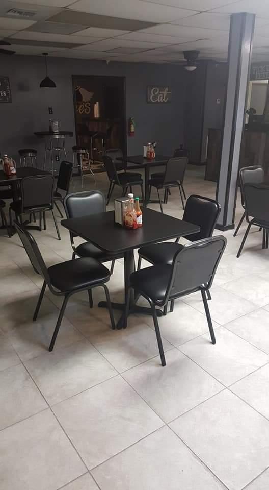 Ace's soul food diner and lounge